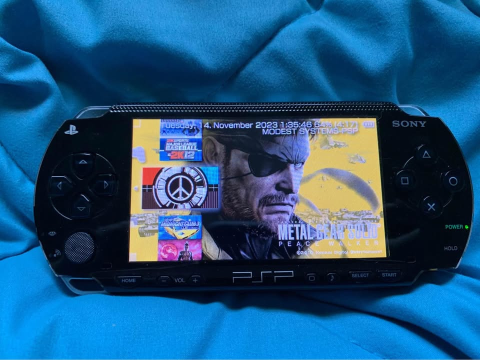 Modded PSP 1000 128GB with Charger 1000s of Retro Games 100+ PS1 Games 40+ PSP Games - Retro Modd