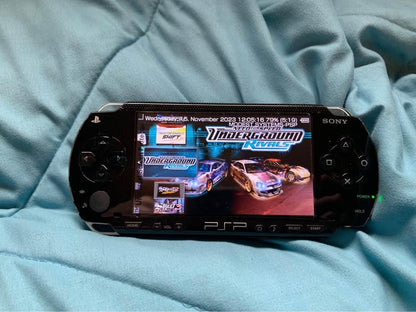 Modded PSP 128GB with Charge/Transfer Cable 100+ PSP Games - Retro Modd